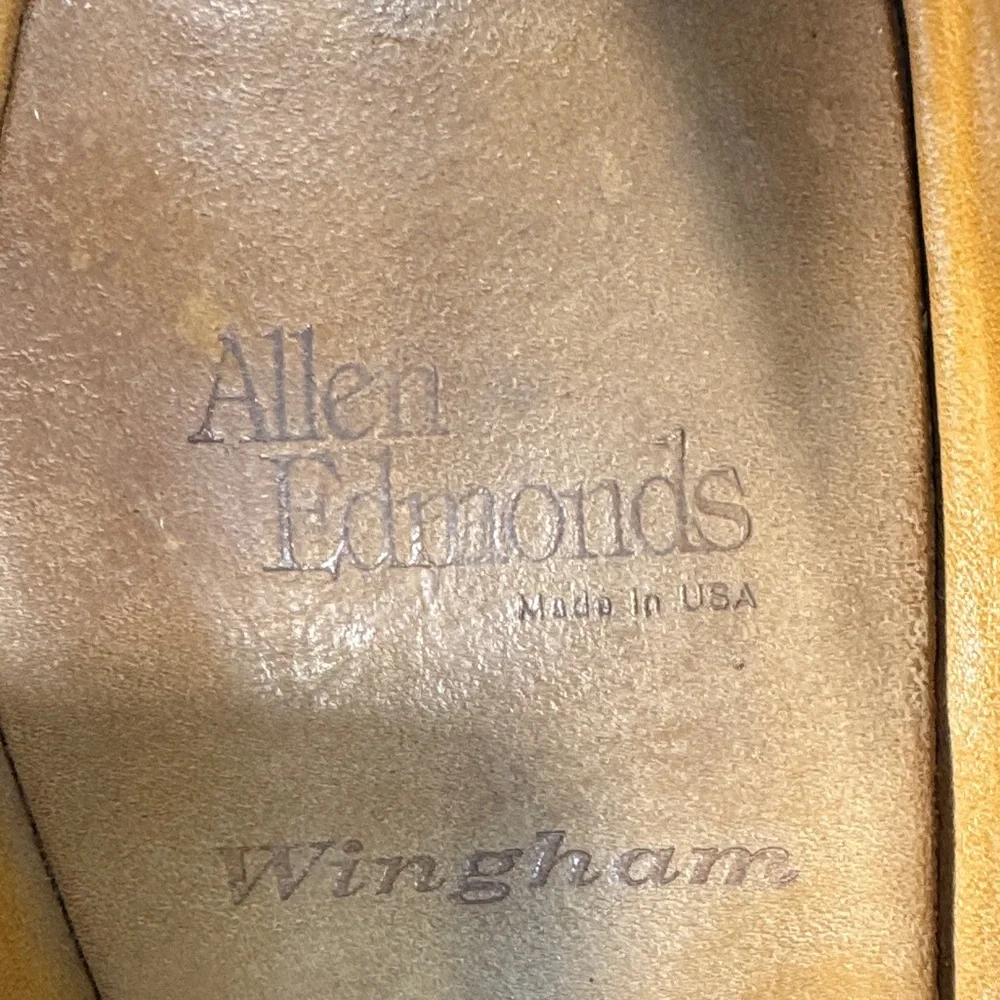 Allen Edmonds Men's Brown Leather Loafers size 10 (j210)